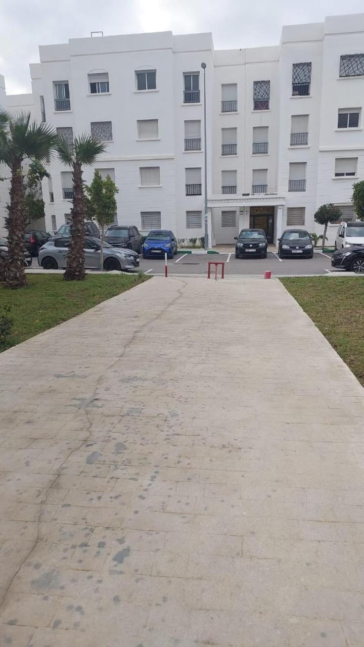 Beachside 2 Bedroom Apartment In Diplomatic Forest Tangier With Free Parking Exterior photo